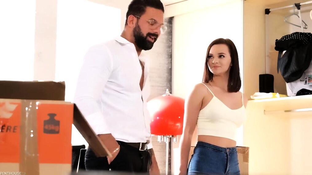 Sassy Girl Craves Stepdad's Big Cock for a Steamy Blowjob Session