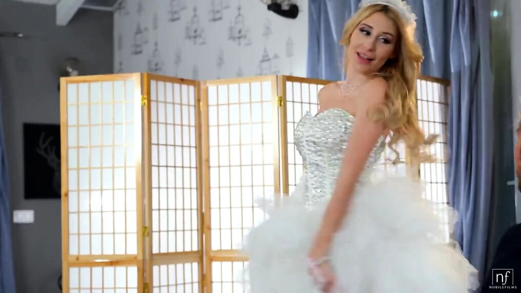 Young Bride's Lustful Wedding Night: Anal Pleasure & Big Cock Cumshot